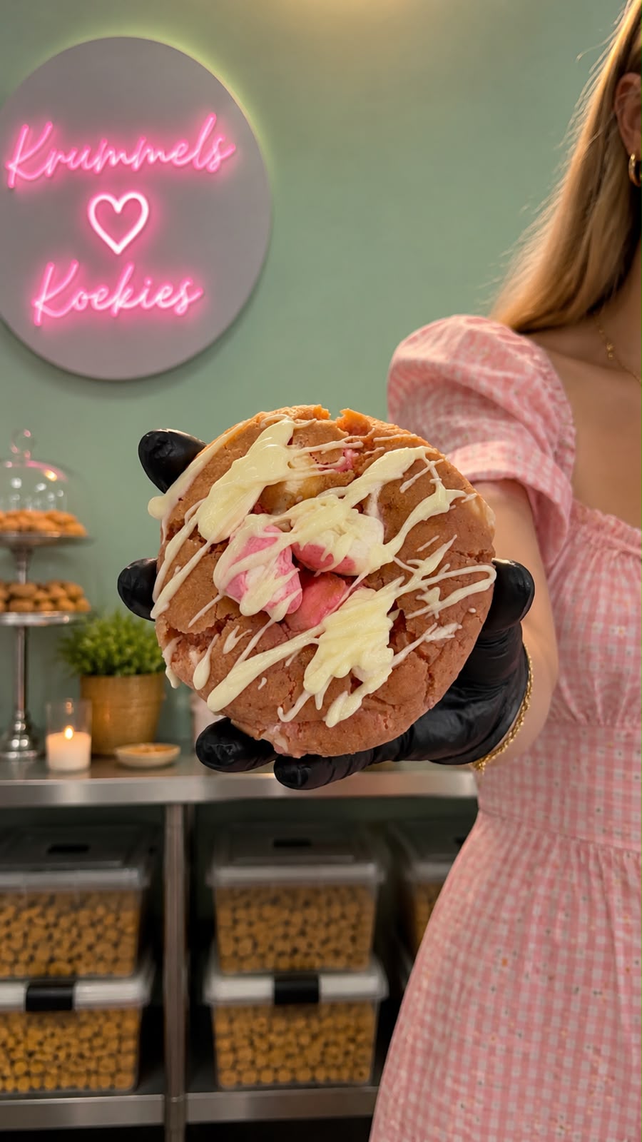 Sakura Lindt